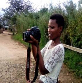 Kelly NAHIGOMBEYE, jeune environnementaliste passionnée par la mode